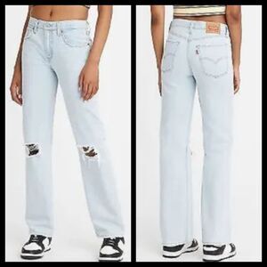 Levi's Straight Leg Distressed Jeans 32 NWT